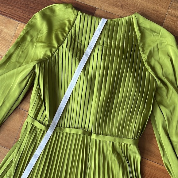 NWT Mac Duggal gown - Picture 10 of 14